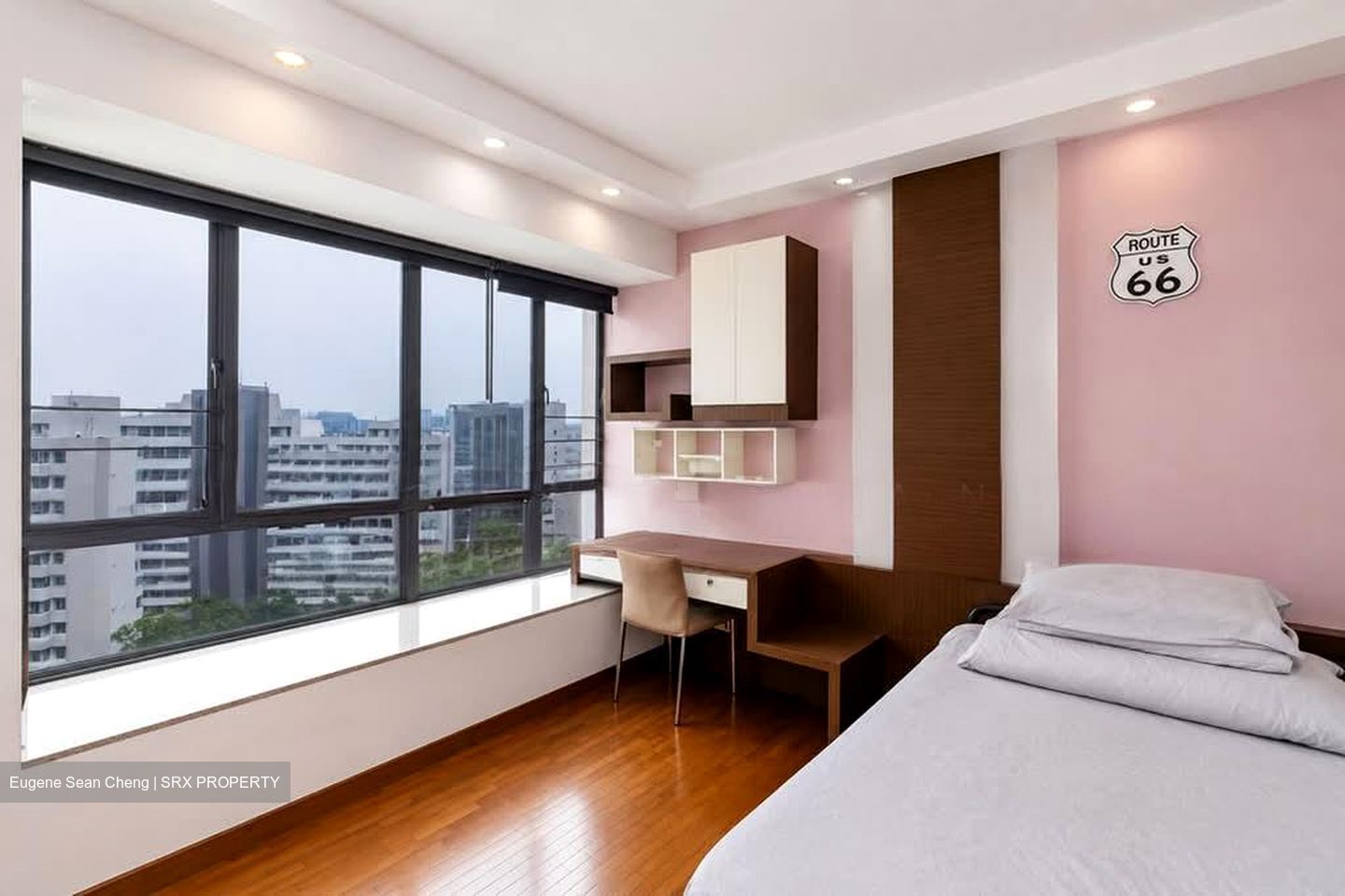 Lakeholmz (D22), Condominium #581828021